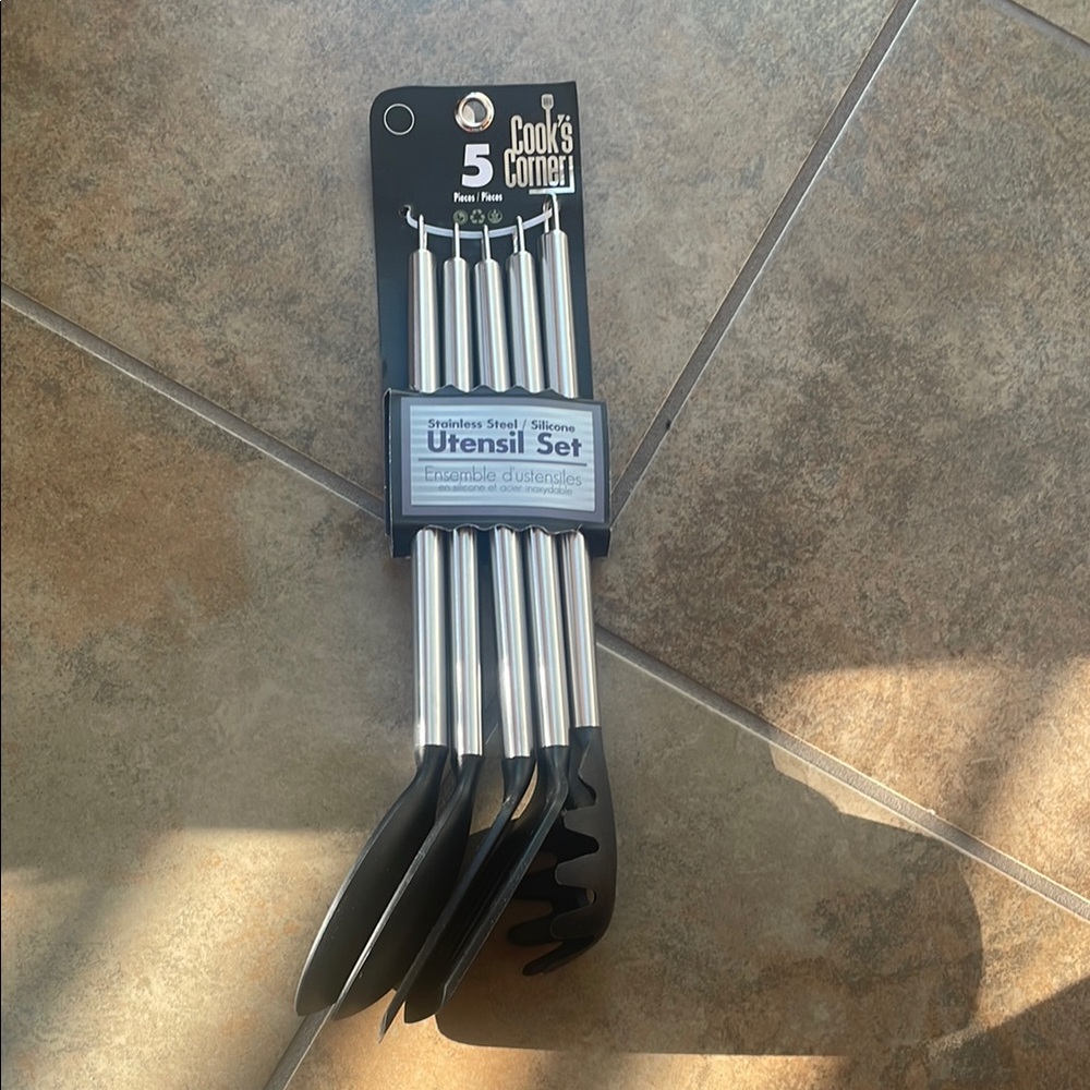 Utensils set